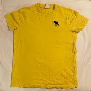 4/$25 Abercrombie yellow muscle t-shirt yellow kids large, excellent condition